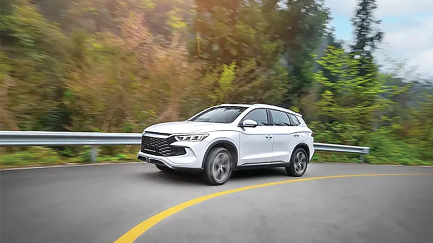 BYD סי ליון 5 פלאג־אין