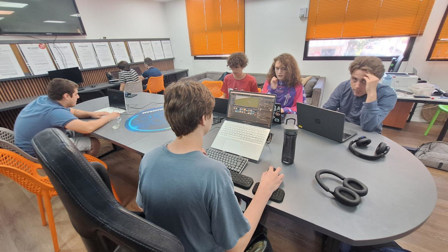 פערים בין מרכז לפריפריה (למצולמים אין קשר לנאמר)