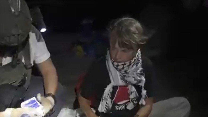 גרטה במשט "סומוד"