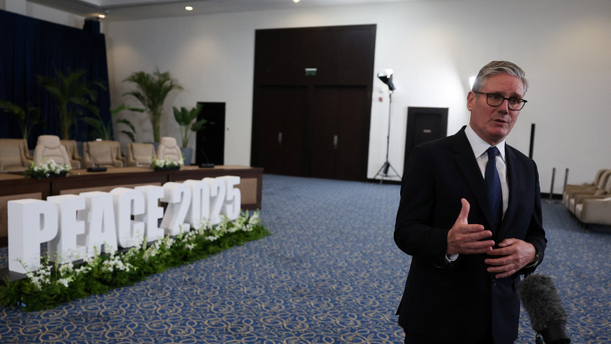 ראש ממשלת בריטניה קיר סטארמר בכנס השלום במצרים