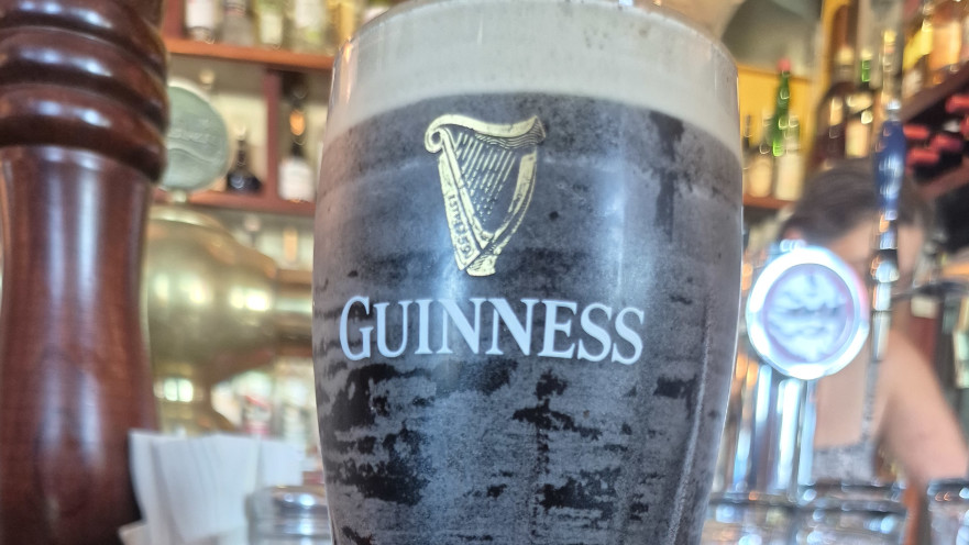 גינס אצל עמירם