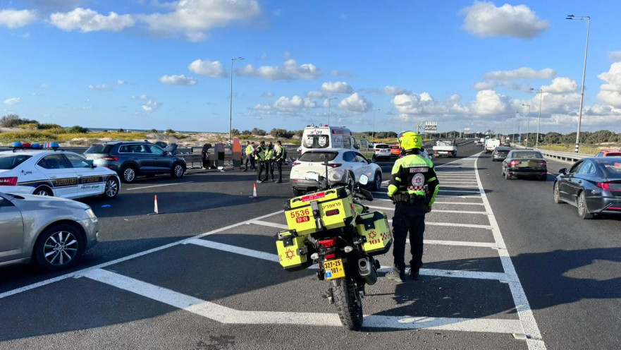 זירת האירוע בכביש 2
