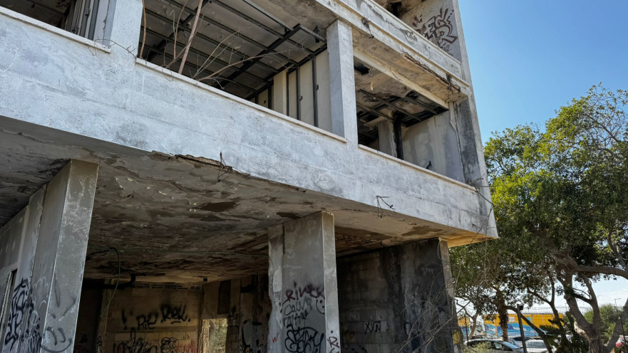 "מלון סמדר" הנטוש באשקלון