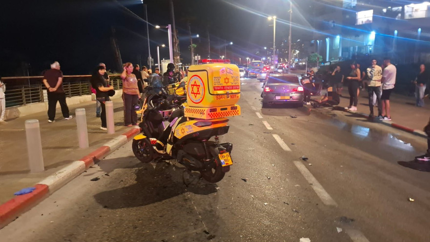 זירת התאונה בדרך בן גוריון בבת ים