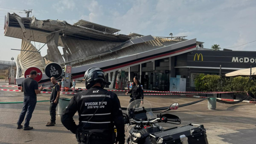 גג של תחנת דלק קרס במחלף גבעת אולגה חדרה