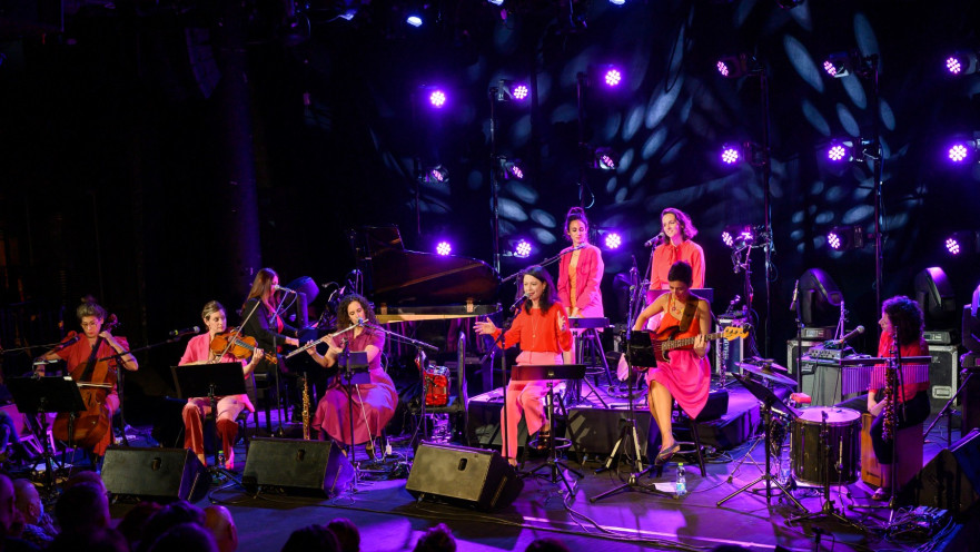 מתוך מופע העבריות