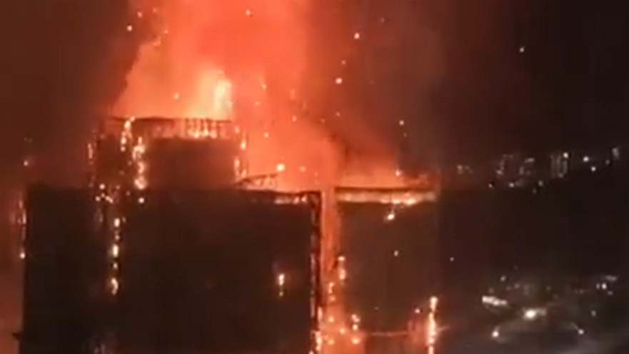 שריפת ענק בהונג קונג