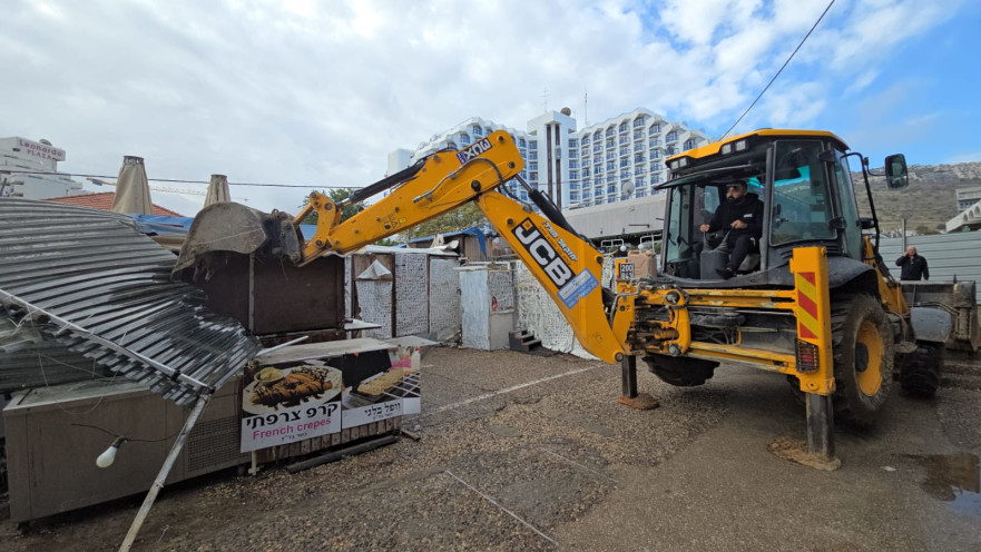 פינוי הבסטות בטבריה