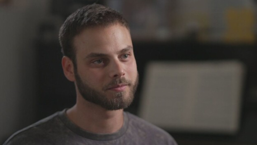 אלון אהל בראיון בקשת 12