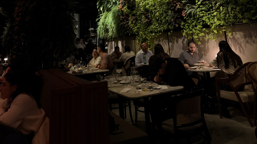 מסעדת רובע א׳ בתא 