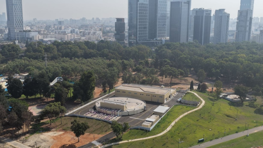 מנקים את הירקון: תחנת השאיבה ביער בראשית