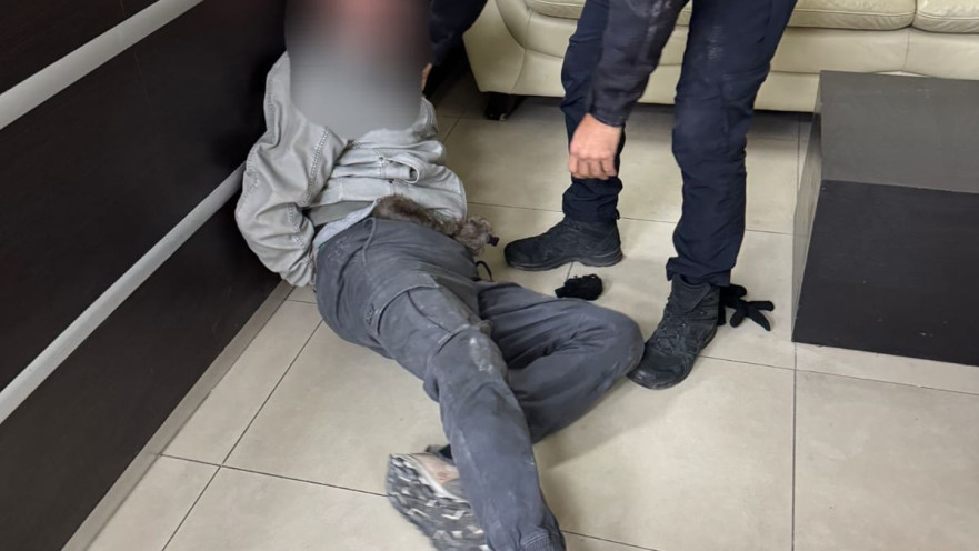 מעצר החשוד בשוד חנות תכשיטים בתל אביב