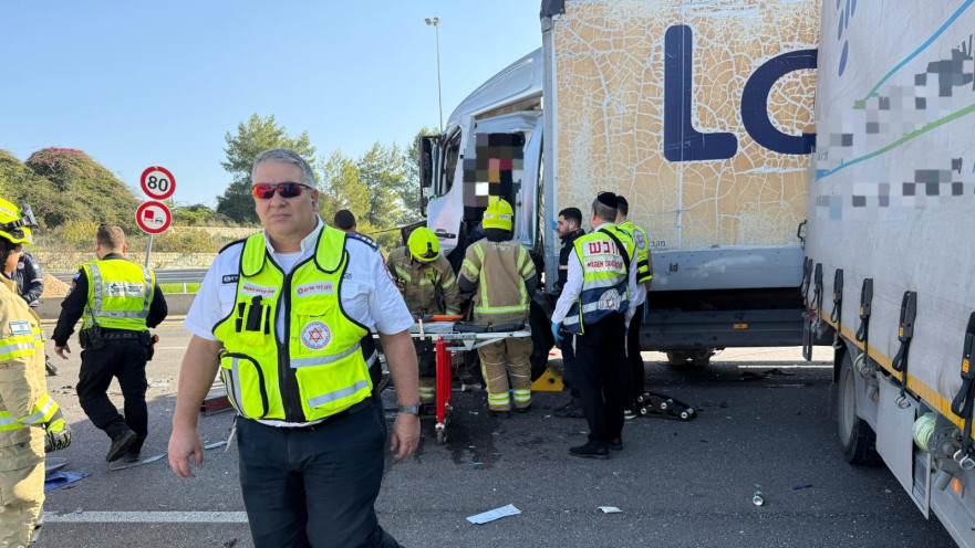 זירת התאונה בכביש 6 בסמוך למחלף קסם
