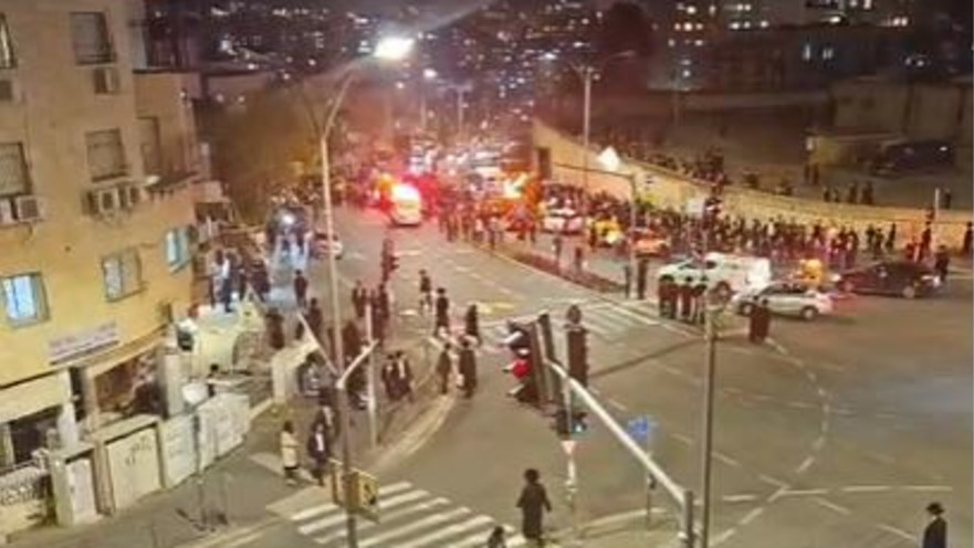 הפגנת החרדים בירושלים, אזור תאונת האוטובוס