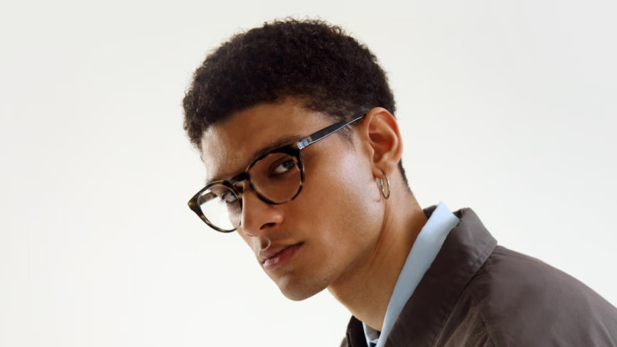 משקפי המולטיפוקל. הפוקוס משתנה לבד