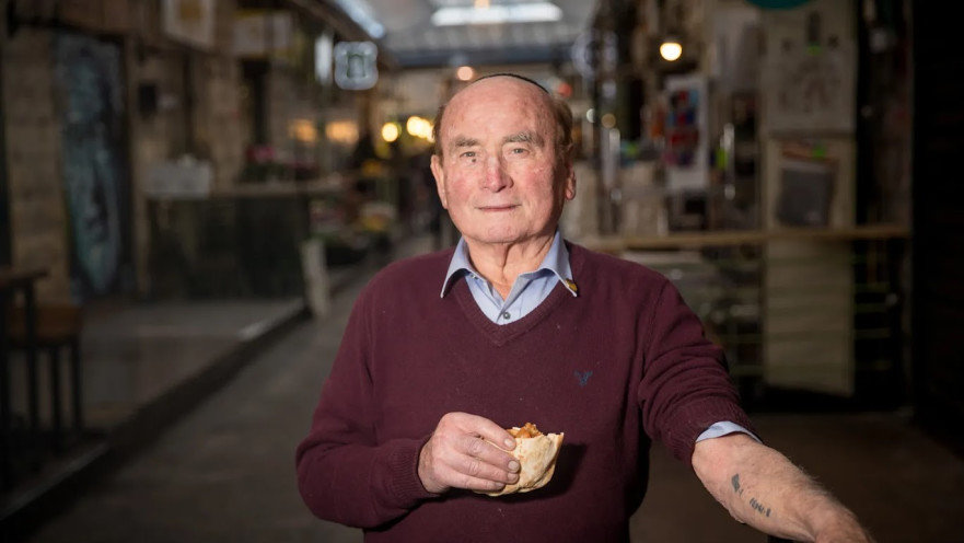 דוד לייטנר ז"ל. ציין את הניצחון על הנאצים עם מנת פלאפל