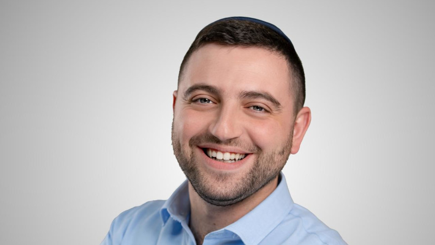 ה-AI עונה, הלידים באתרים נעלמים, וזו בדיוק הסיבה שבעלי עסקים חייבים לשנות כיוון