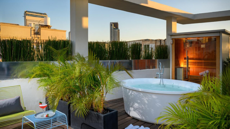 רוף טופ בר - פולי האוס 