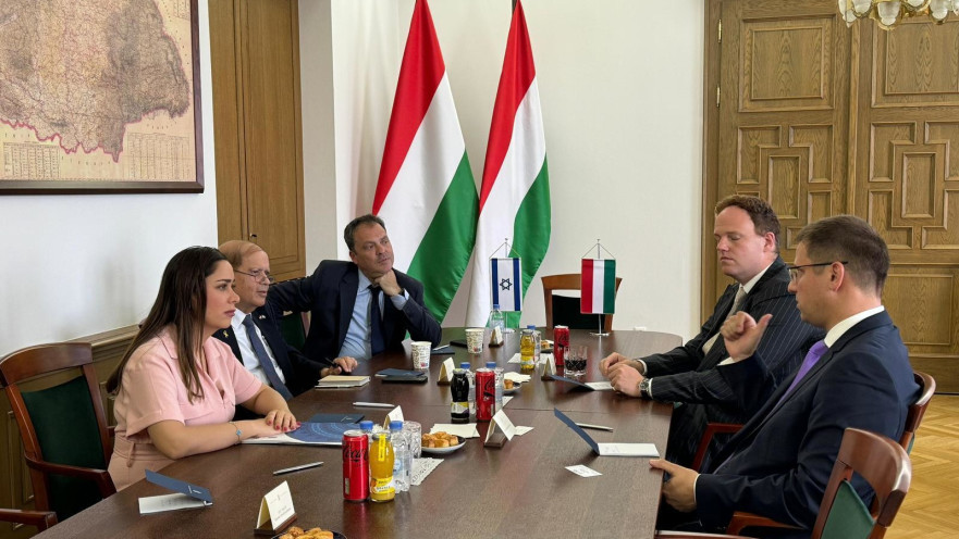 השרה מאי גולן בהונגריה