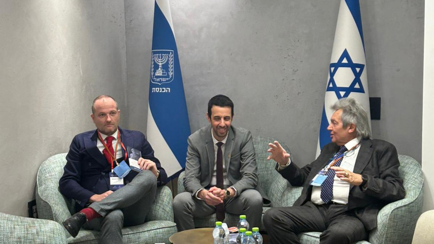 תנועת הימין המתנדבים של איטליה ואריאל קלנר