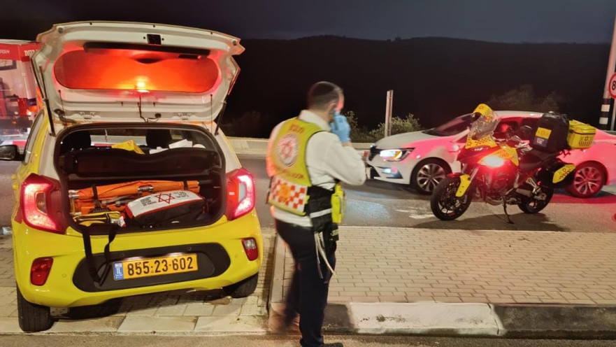 כוחות החירום בזירת התאונה