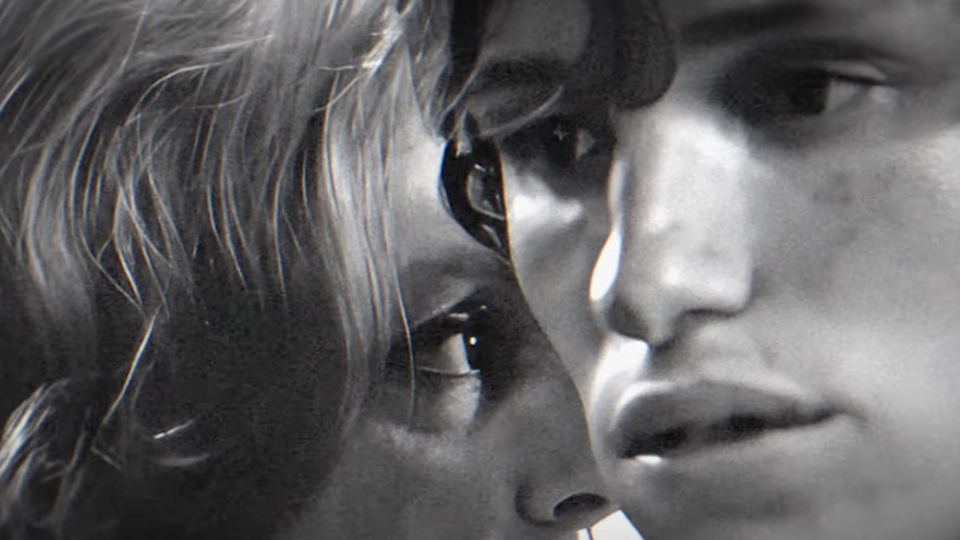 ברברה בייקלנד ובנה