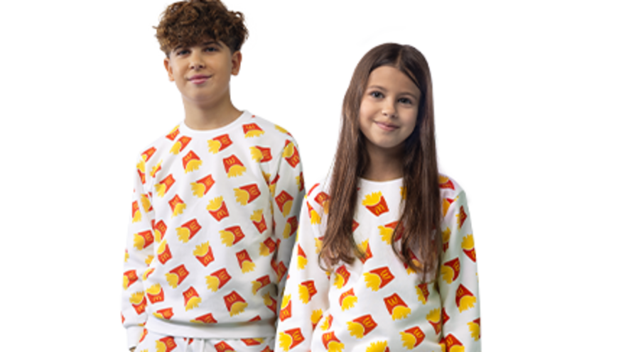 סט פיג'מה מקדונלד'ס, 89 שקל