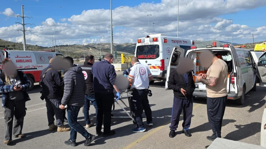 שני גברים בני 50 בחבירה עם מד"א סמוך לצומת תפוח