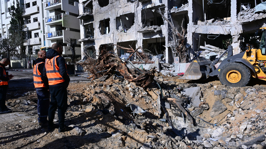 זירת נפילת הטיל האיראני בתל אביב