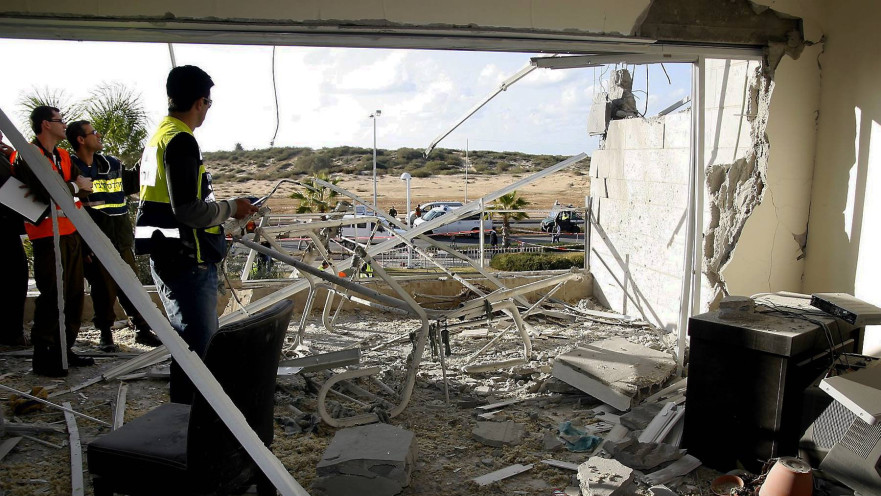 בית באשדוד שנפגע מטיל גראד ששוגר מרצועת עזה, 2009