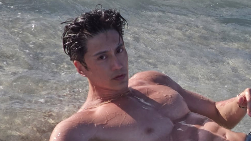 שיגע את העולם לגבי גילו