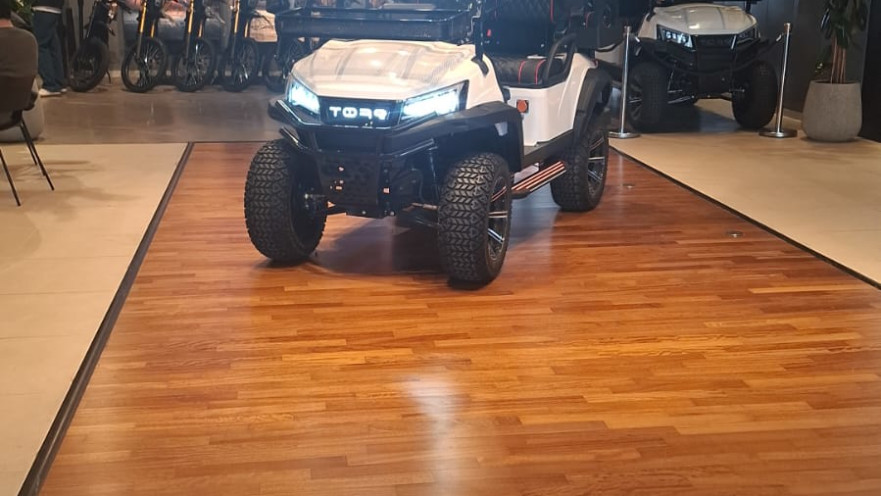הרכב החשמלי 4×4