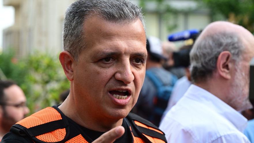 זירת פגיעת הטיל מאיראן ברמת גן: ראש העיר כרמל שאמה הכהן