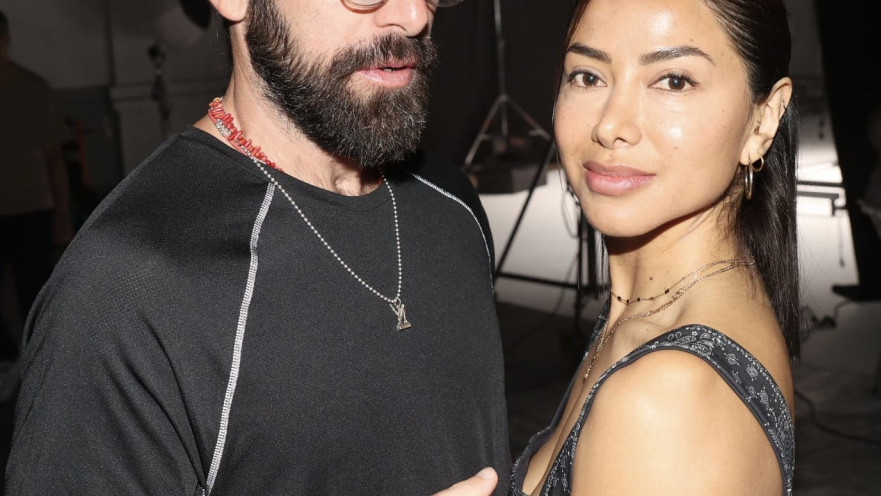 מתן בלו ובת הזוג החדשה