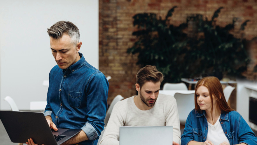 מהפכת ה-AI בהייטק. תפקידי המפתח עוברים לניהול