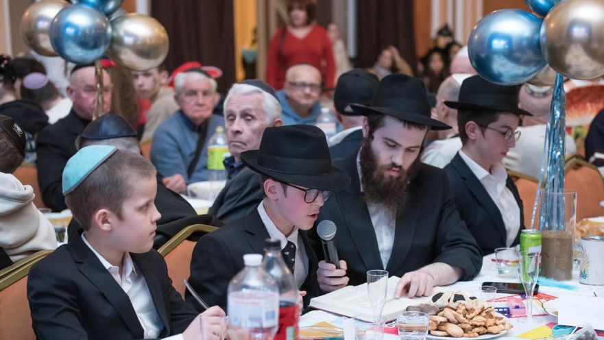 אברהם חוגג-בר מצווה