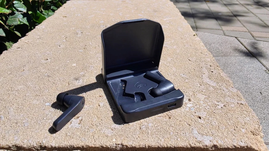 אוזניות komutr