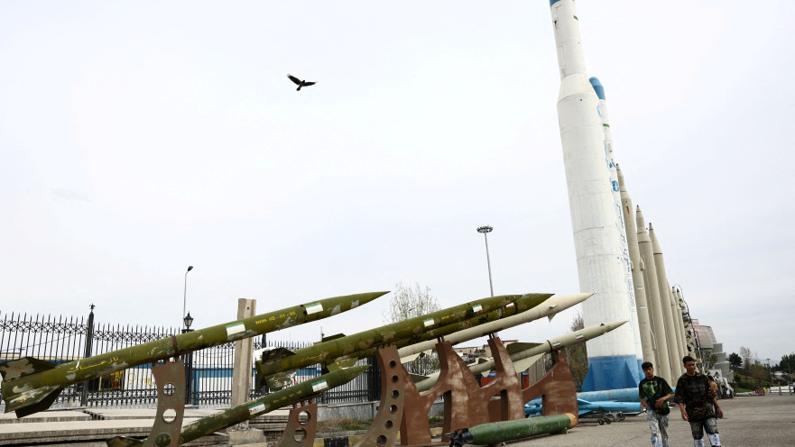 טילים איראניים בפארק בטהרן