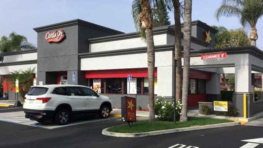 סניף של Carl's Jr בקליפורניה