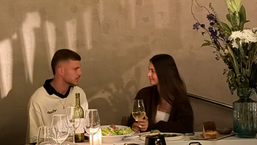 הדייט שנתפס בפפראצי