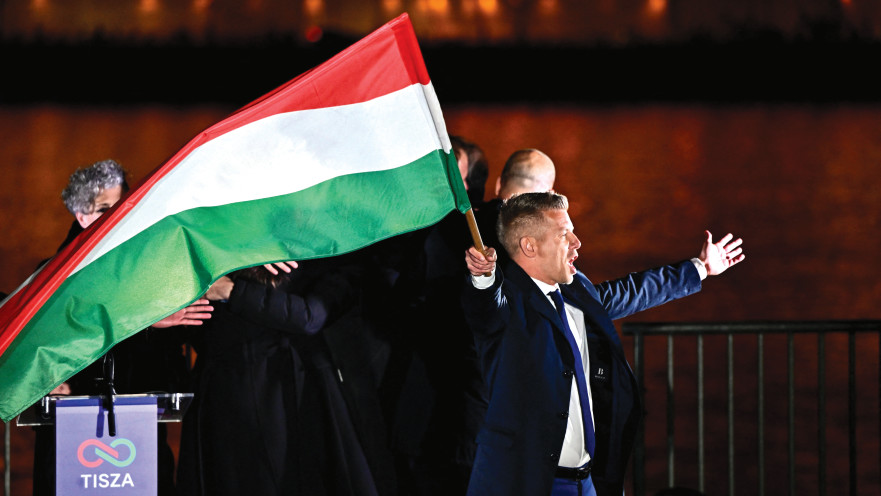 פיטר מדיאר חוגג את נצחונו בבחירות