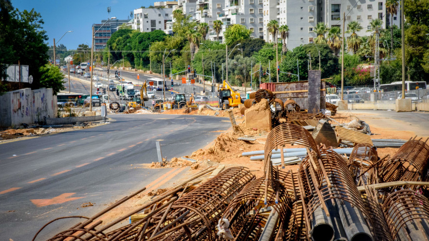 עבודות על הקו הסגול של הרכבת הקלה במרכז