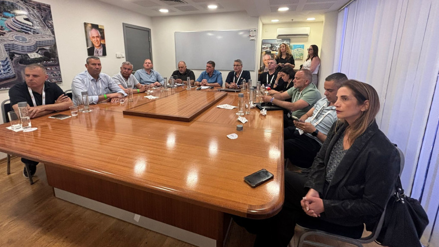 פגישת ראשי הרשויות לאחר ניסיון חיסולו של ראש עיריית ג'יידה מכר