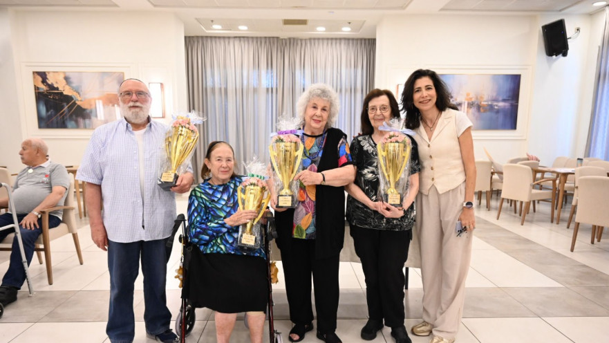 רותי ארזי, פאני חודיק, אפרת דגן, שירלי אבודרהם וקלמן לוריא