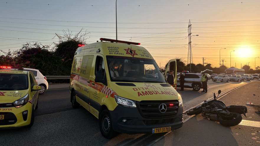 אמבולנס בזירת התאונה הקשה 