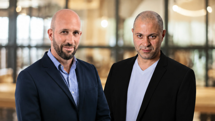 איציק זיזוב, רועי גסר (קרדיט: יחצ, AI)