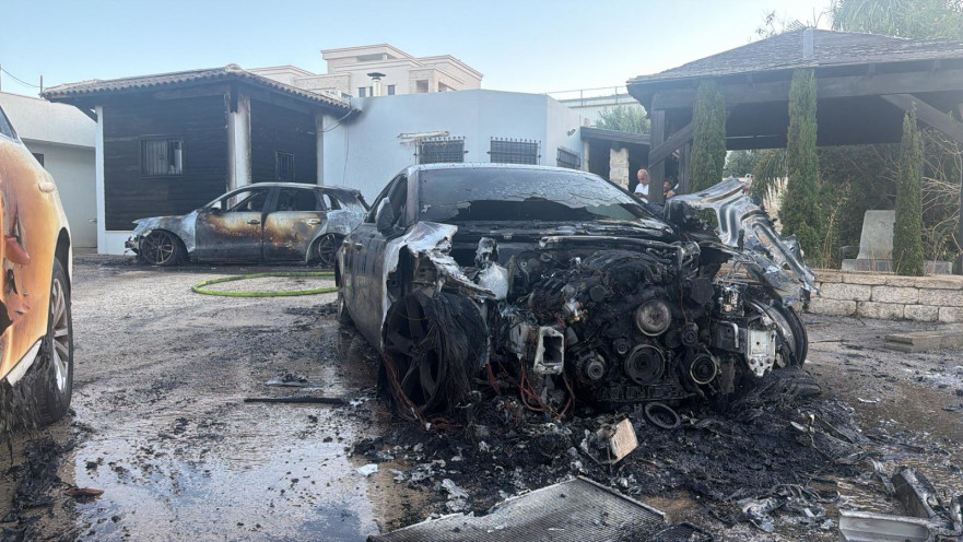 רכבים שנשרפו בדליית אל כרמל