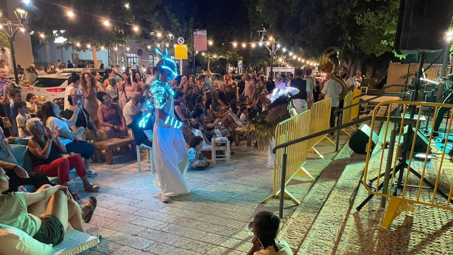 רחוב הבילויים בגדרה