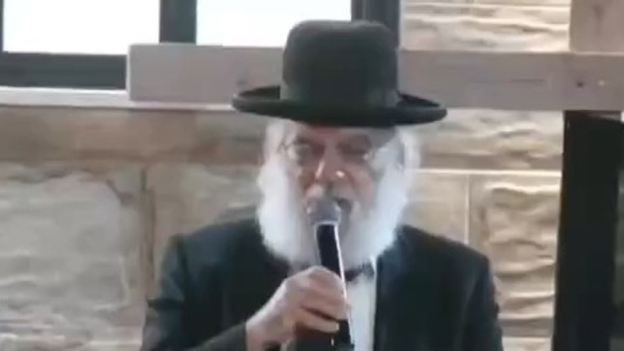 הרב אריה יזדי בעצרת מחאה נגד גיוס חרדים