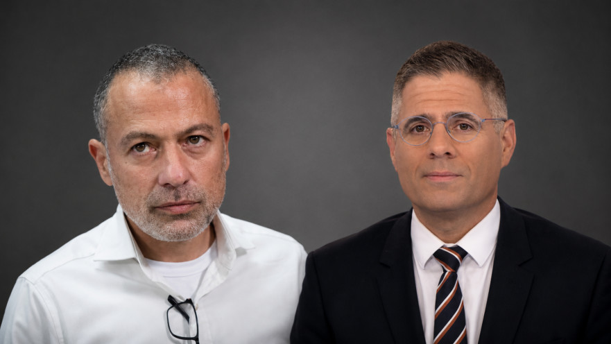 גדעון אוקו, גיא לוי
